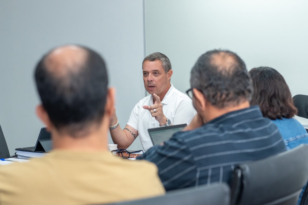 Governador Fábio Mitidieri recebe apoio de movimentos sociais nacionais à reeleição
