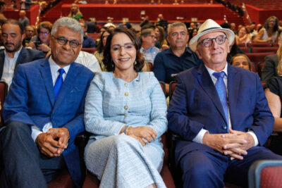 Aracaju apresenta pela primeira vez seu Hino Oficial no Teatro Tobias Barreto