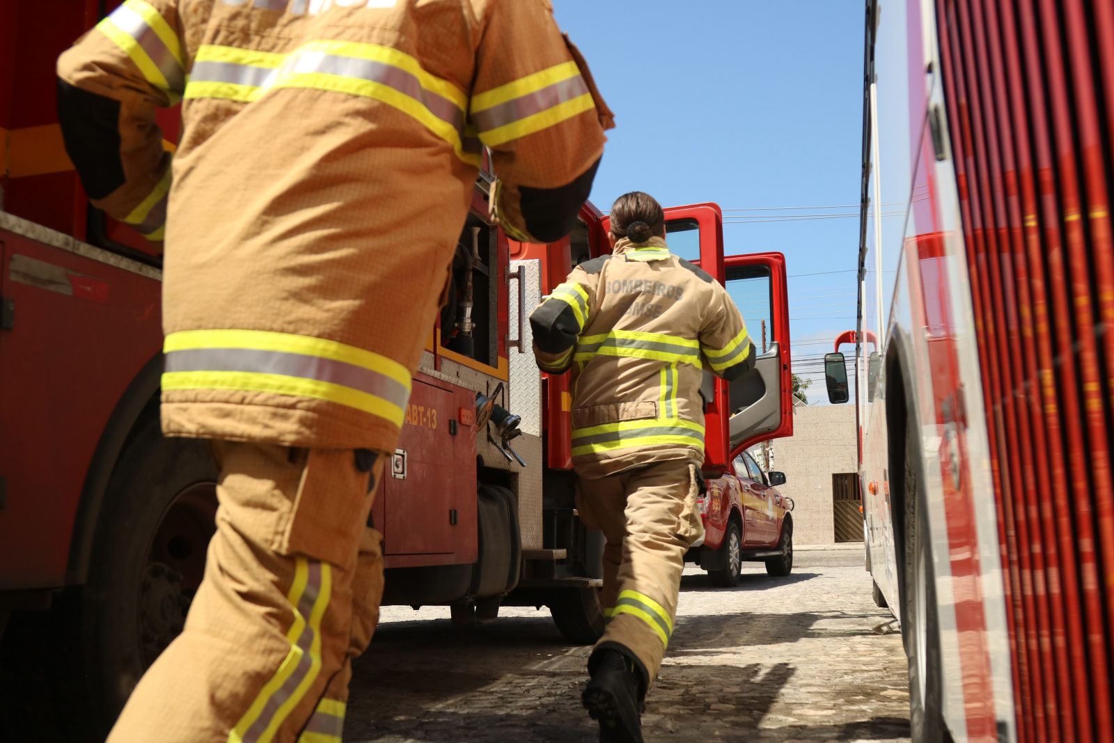 Bombeiros alertam: seca provoca mais de mil incêndios em Sergipe
