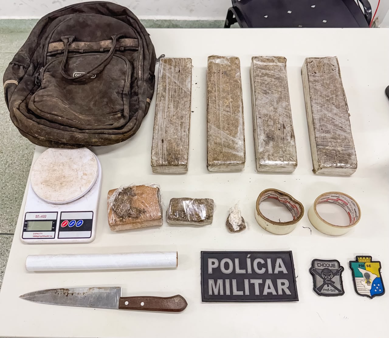 BPChoque apreende mais de 4 kg de maconha e materiais no Japãozinho