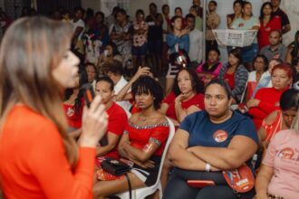 Candisse ouve comunidade em Valadares e promete ações para Santa Maria