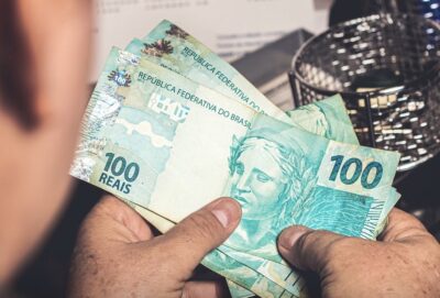 Canindé libera pagamento antecipado para servidores municipais