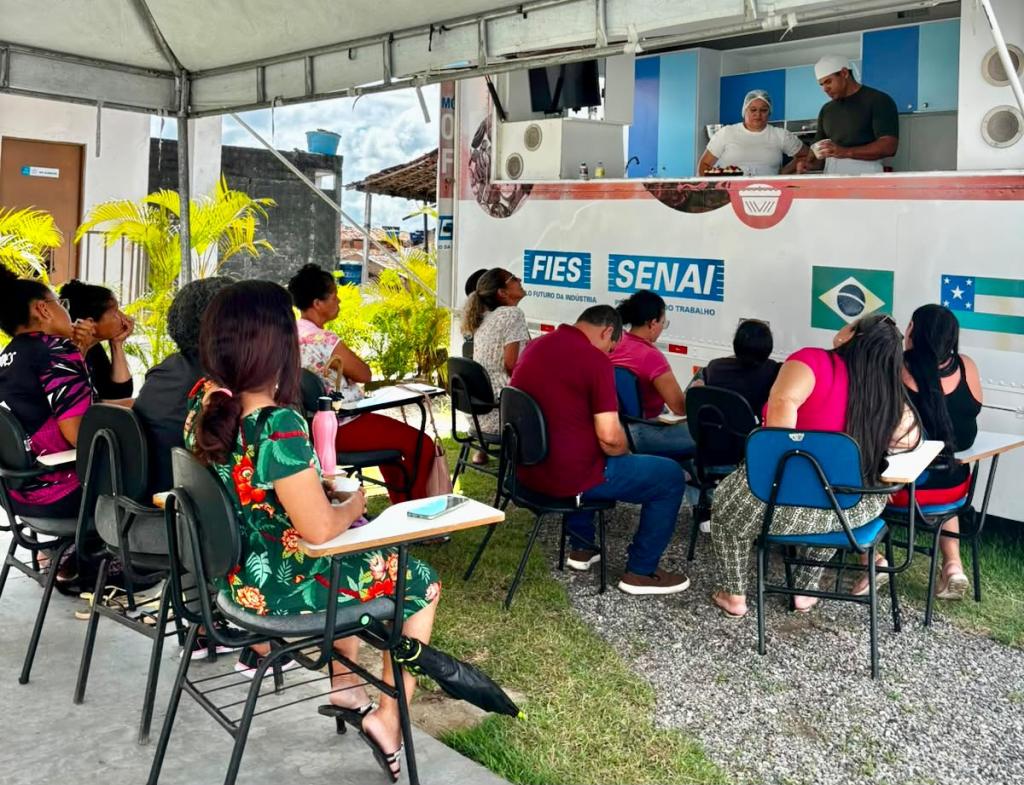 Cursos da Fundat no Bugio estimulam renda e empreendedorismo