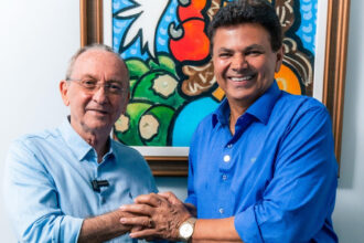 Dr. Valberto apoia Valmir de Francisquinho em pré-campanha para Governo de Sergipe