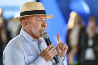 Lula pode não participar do primeiro debate eleitoral para evitar ataques