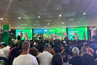 MDB oficializa Alessandro Vieira ao Senado e anuncia apoio a Fábio Mitidieri