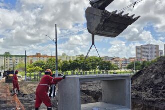 Obras de drenagem no Jabotiana avançam com investimento de R$ 7 milhões