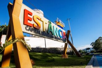 Policiais salvam bebê engasgado e em convulsão em Estância