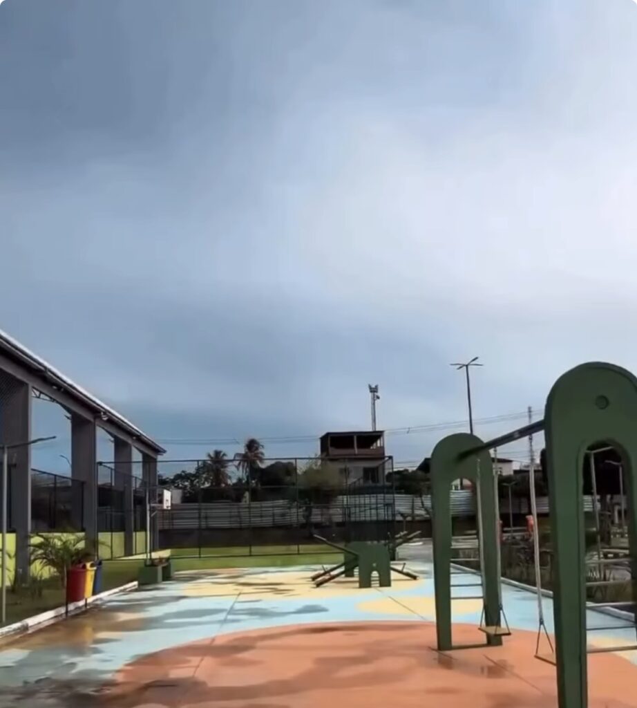 Praça José Carlos de S. Silva é revitalizada e ganha nova quadra em Riachuelo