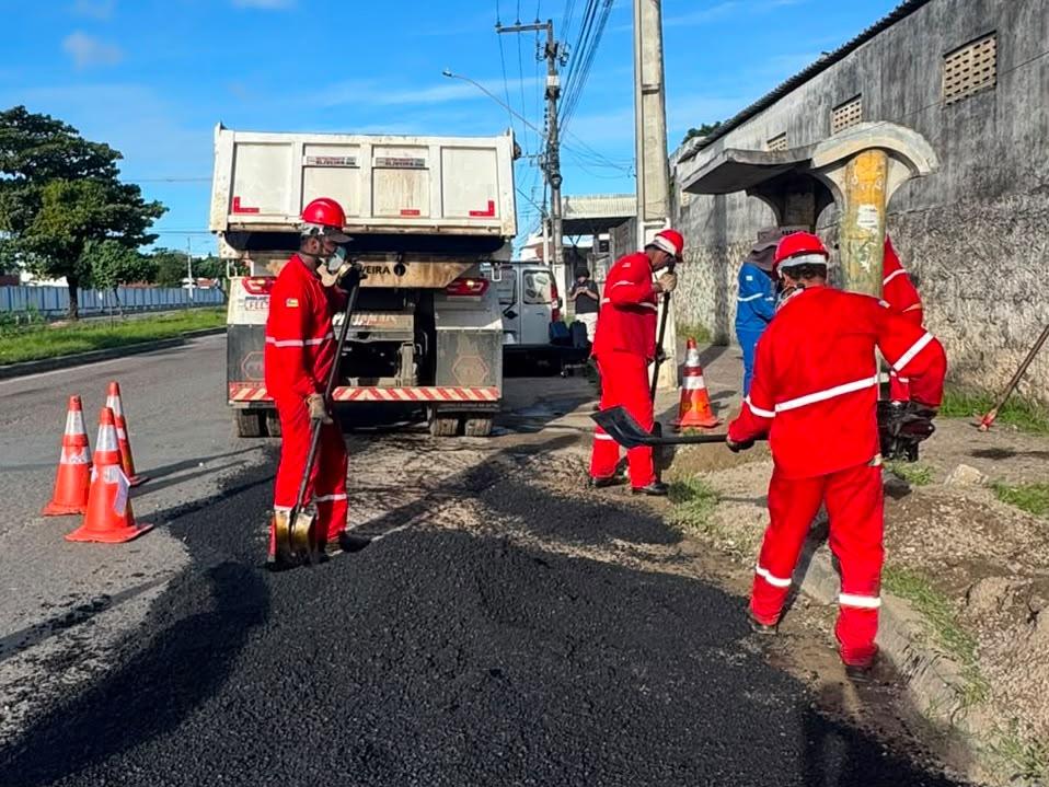 Prefeitura de Aracaju realiza manutenção diária nas ruas da capital