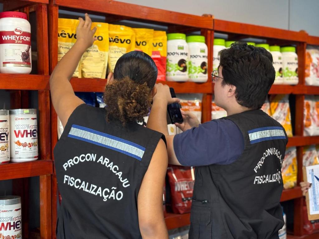 Procon de Aracaju identifica preços de suplementos que variam mais de 3 vezes