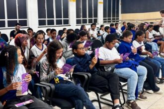 Agosto Lilás leva prevenção à violência contra a mulher às escolas de Aracaju