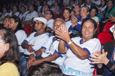 Alunos da EJA de Aracaju vivem noite de arte e cultura no Circo Portugal