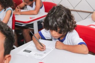 Aracaju alcança 5,8 no Ideb e lidera crescimento entre capitais do Nordeste