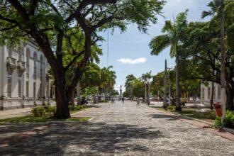 Aracaju avança em consulta pública para Wi-Fi gratuito em espaços públicos