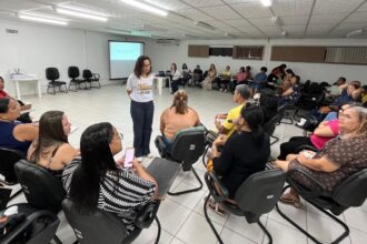 Aracaju capacita agentes de saúde para apoio à amamentação