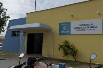 Aracaju entrega UBS Augusto Franco revitalizada no Farolândia
