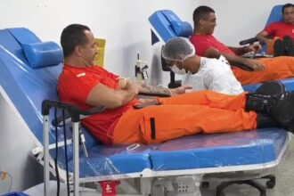 Bombeiros de Sergipe promovem doação de sangue no Hemose em Aracaju