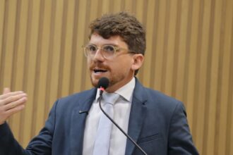 Breno Garibalde denuncia ataques e apoia procuradora Gisele Bleggi