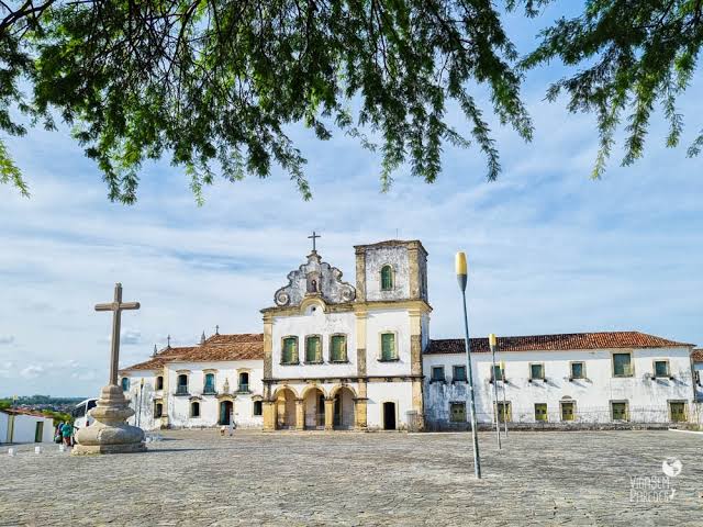 Comando Saúde leva atendimento a caminhoneiros na Base da PRF em São Cristóvão
