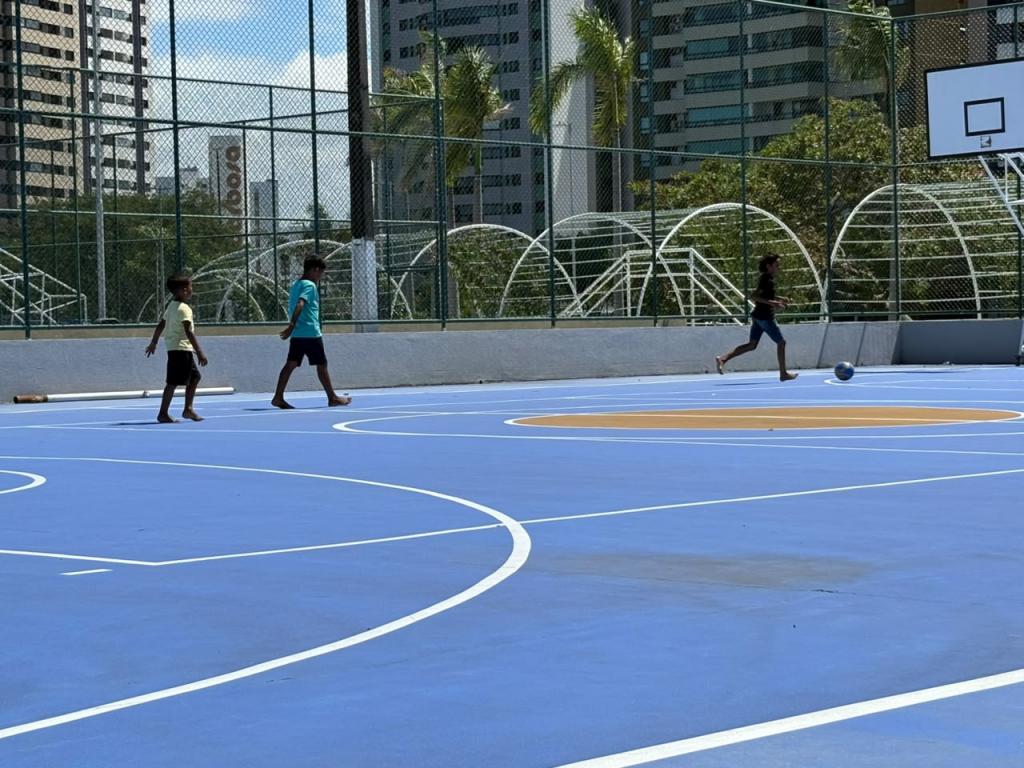 Cras Benjamim Alves leva crianças ao Parque da Sementeira em Aracaju