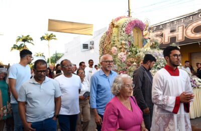 Edvaldo Nogueira participa de festas religiosas em Glória e Tobias Barreto