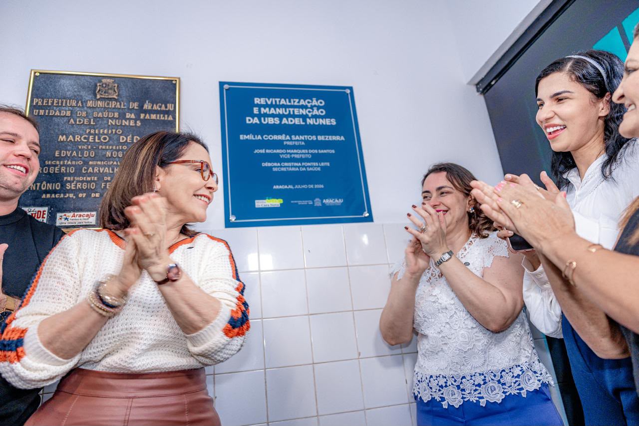Emília entrega UBS Adel Nunes e lança programa de reforma das 45 UBS