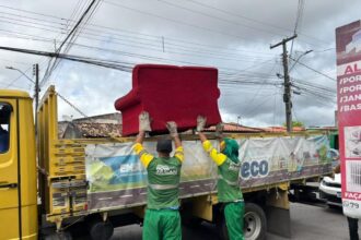 Emsurb leva limpeza e educação ambiental ao bairro América