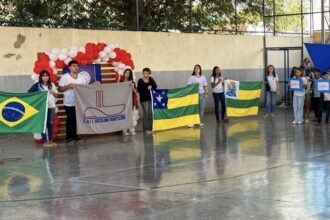 Escola Juscelino Kubitschek abre Jogos Interclasses na Coroa do Meio