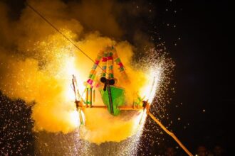 Estância estreia Mostra Terra do Fogo com 15 barcos iluminados