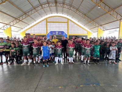 Estância reúne 300 atletas na abertura da Copa de Futsal de Base
