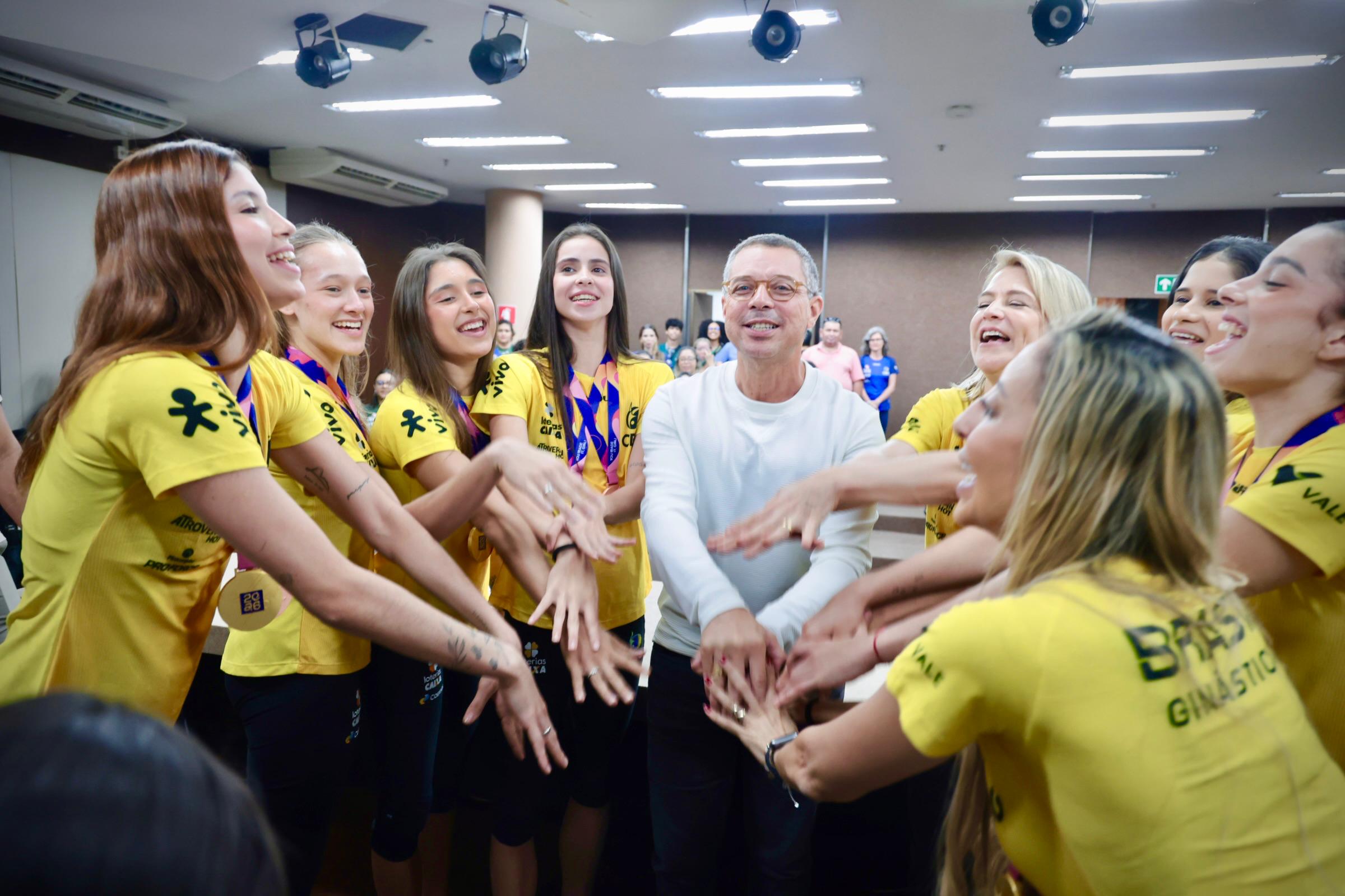 Seleção Brasileira de Ginástica Rítmica recebida no Palácio dos Despachos