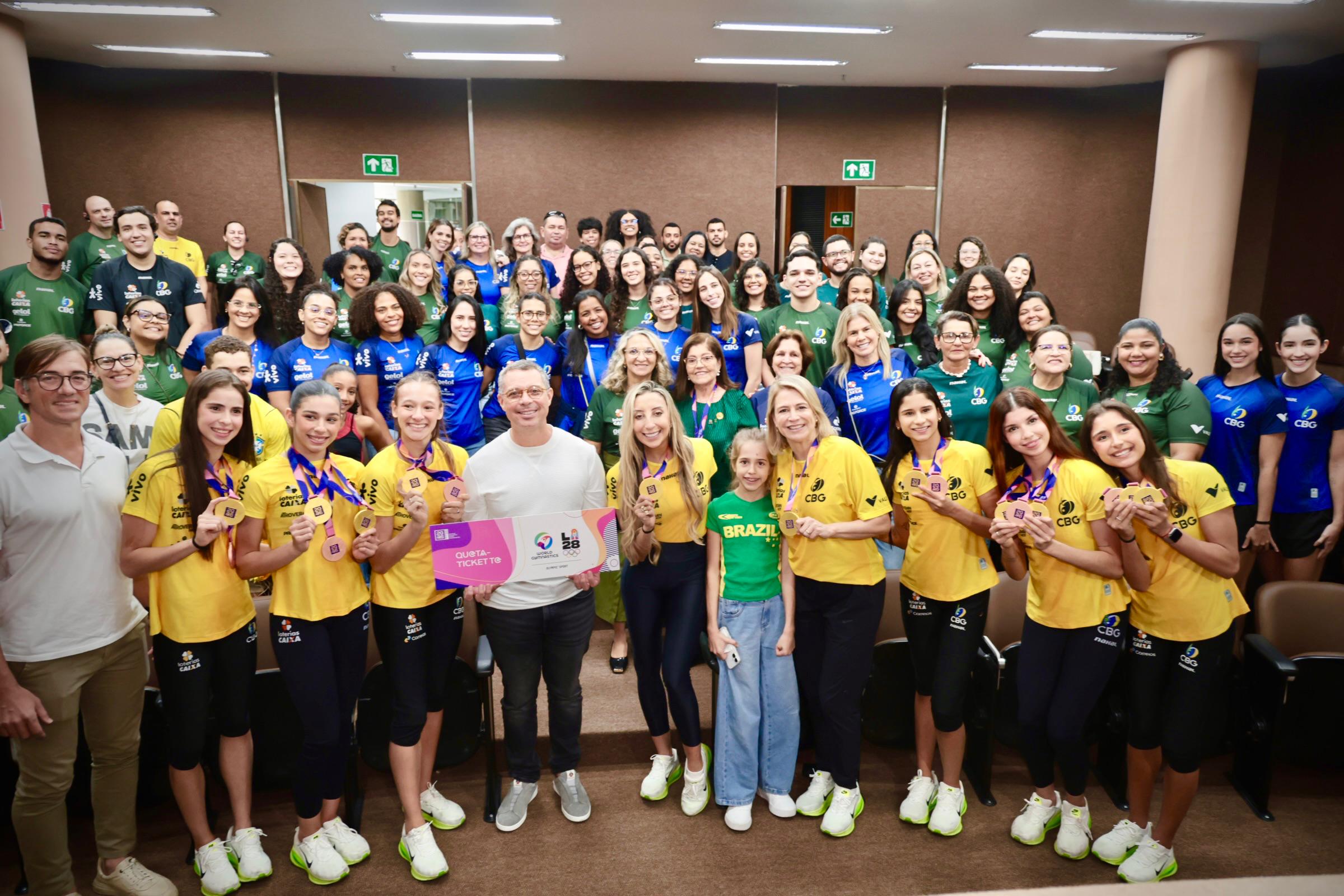 Seleção Brasileira de Ginástica Rítmica recebida no Palácio dos Despachos
