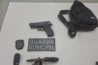 GMA prende motorista com arma, simulacro e suspeita de cocaína em Aracaju