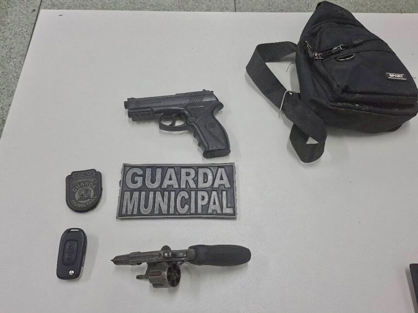 GMA prende motorista com arma, simulacro e suspeita de cocaína em Aracaju