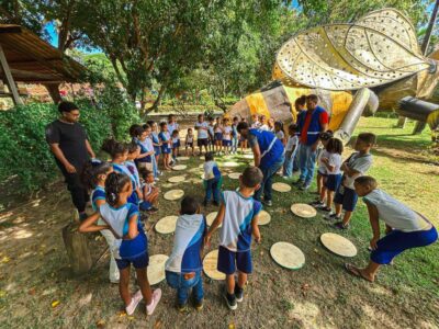 Horto Municipal recebe alunos em ação de educação ambiental em Aracaju
