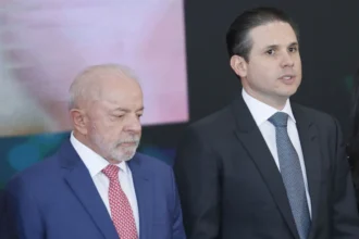 Lula agenda encontro com Hugo Motta para consolidar apoio na PB