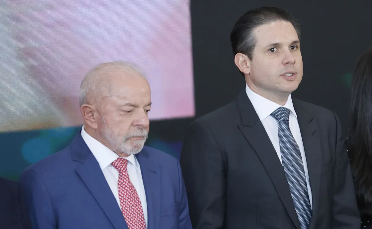 Lula agenda encontro com Hugo Motta para consolidar apoio na PB