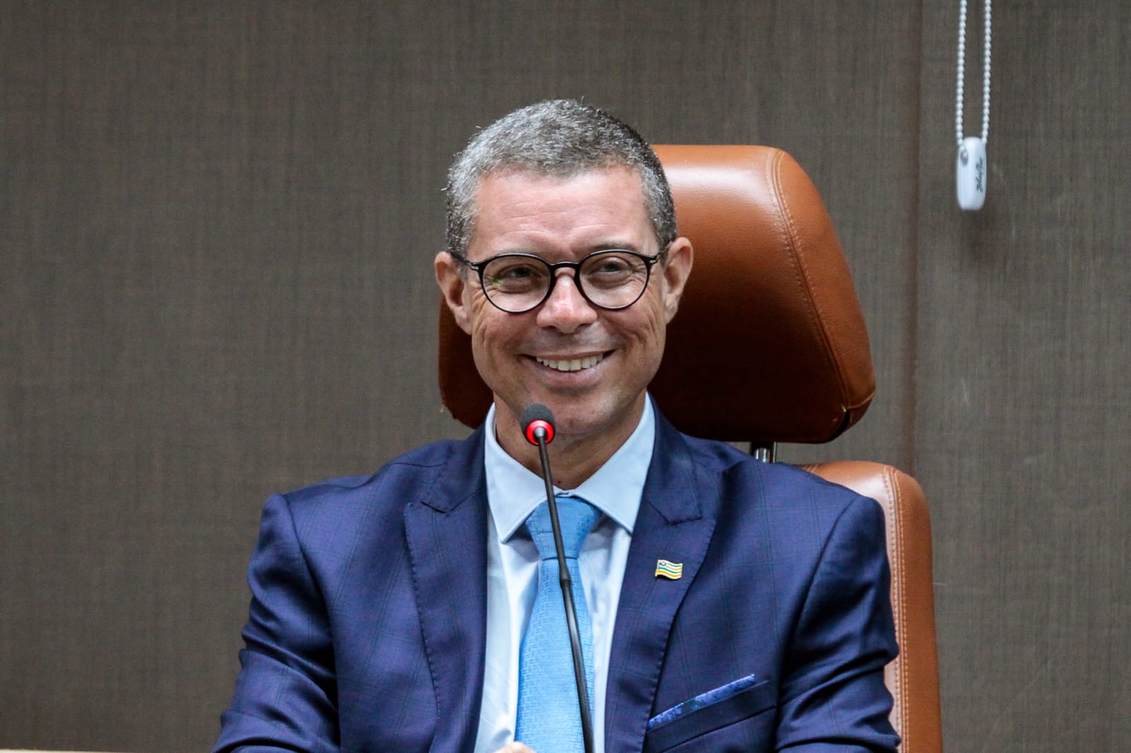 Mitidieri amplia vantagem e lidera intenções de voto em Sergipe