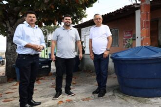 Poço Redondo: moradores criticam Amorim e Valmir pela falta de água