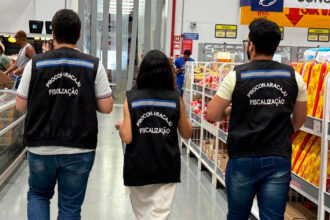 Procon revela variação de preços de embutidos e enlatados em Aracaju