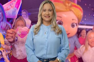 PSD homologa Alice Caroline e apresenta mascote Super Alice