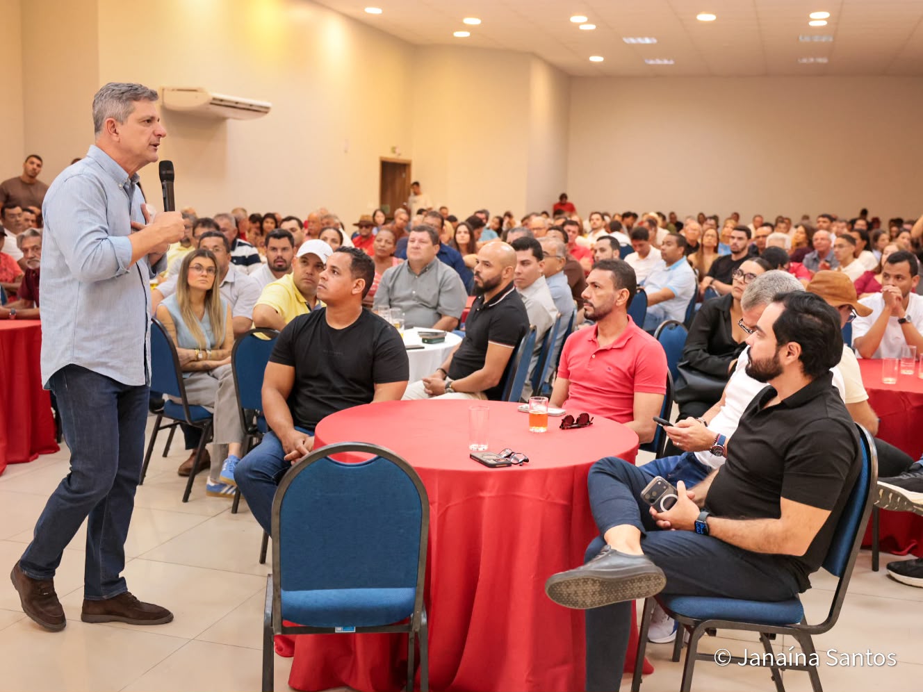 Rogério Carvalho mobiliza prefeitos em Aracaju por investimentos municipais