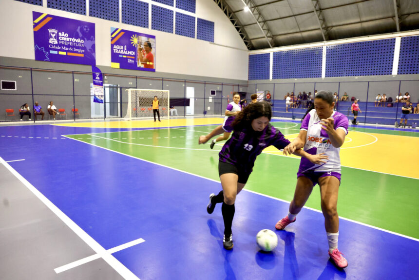 São Cristóvão reúne 100 atletas na estreia da Copa Cidade Mãe de Futsal