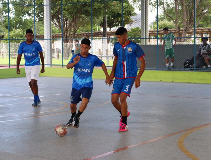 Semana da Juventude leva futsal a alunos da rede municipal em Aracaju