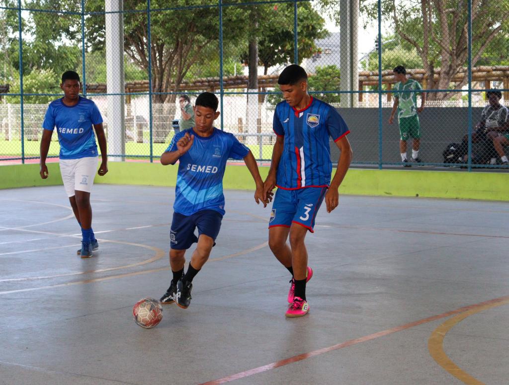 Semana da Juventude leva futsal a alunos da rede municipal em Aracaju