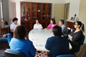 Semfas avalia ampliar atendimento à primeira infância em Aracaju