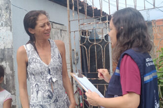 Semfas visita famílias do Coqueiral e orienta sobre Auxílio Moradia