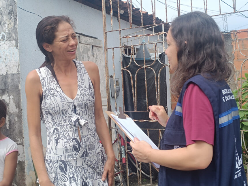 Semfas visita famílias do Coqueiral e orienta sobre Auxílio Moradia