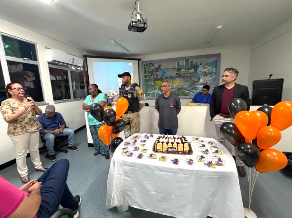 SMTT de Aracaju homenageia servidores pelo Dia dos Pais